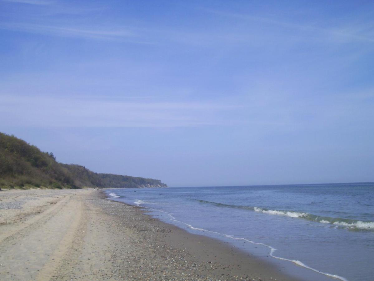 Landhotel Ostseetraum & Fewo Росток Экстерьер фото